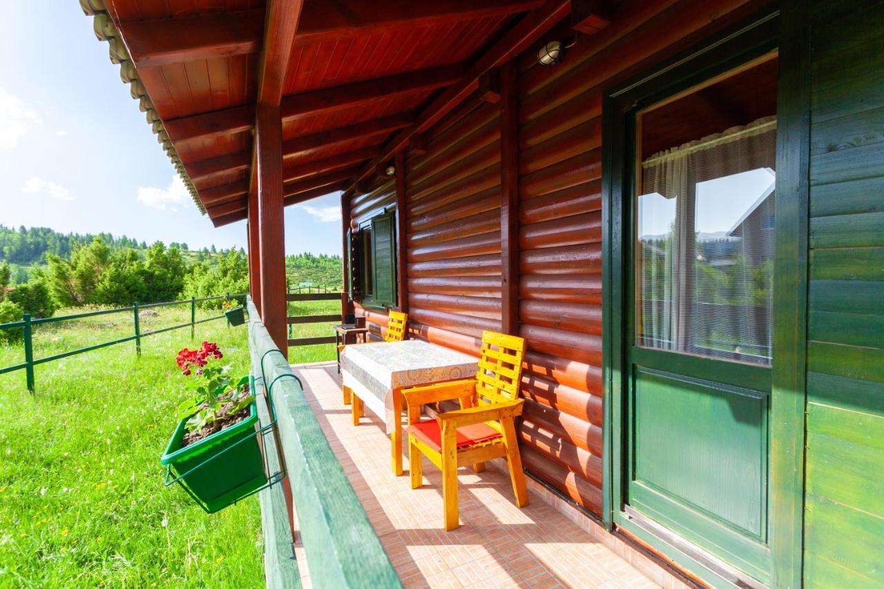 Family Lux Apartments Zabljak  Exterior photo